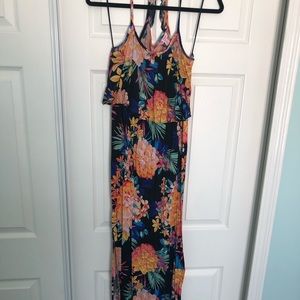 ✨3 for $15 Bundle✨ Hawaiian Maxi Dress